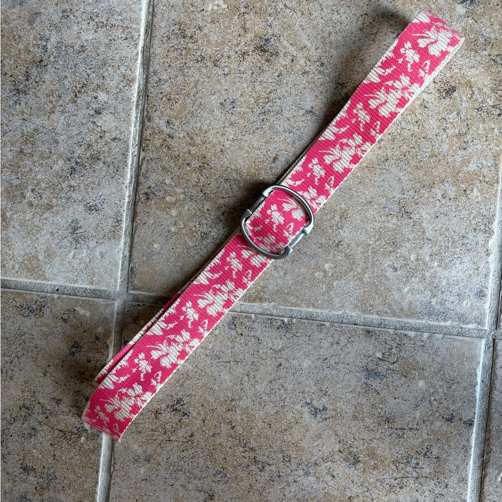 NWT ALPINE DESIGN Pink & Cream Canvas 1.5” Width Belt with Silver Buckle, M/L